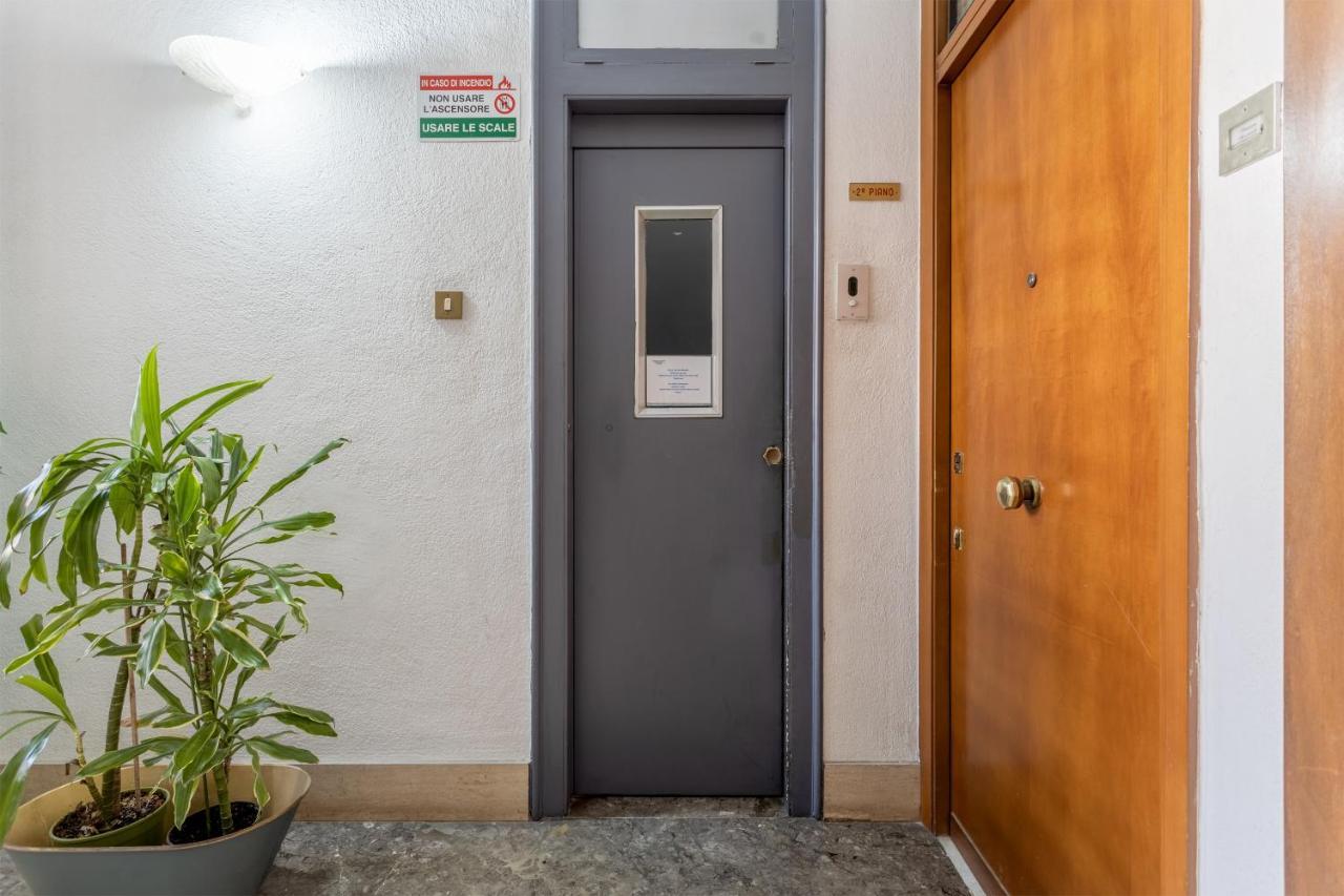 B&B Massimocentro 팔레르모 외부 사진
