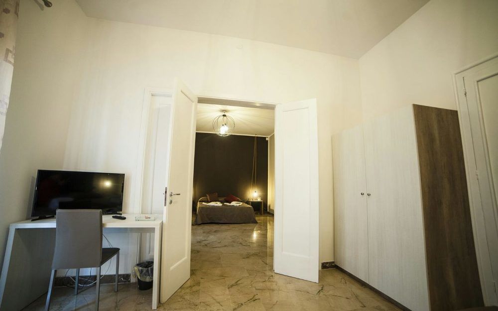 B&B Massimocentro 팔레르모 외부 사진
